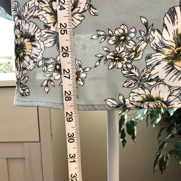 Maurices long sleeve floral blouse - Picture 8 of 8